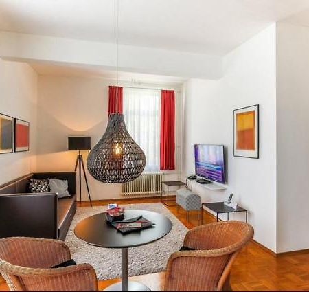 Whliving - Apartments & Studios In Констанц Екстериор снимка
