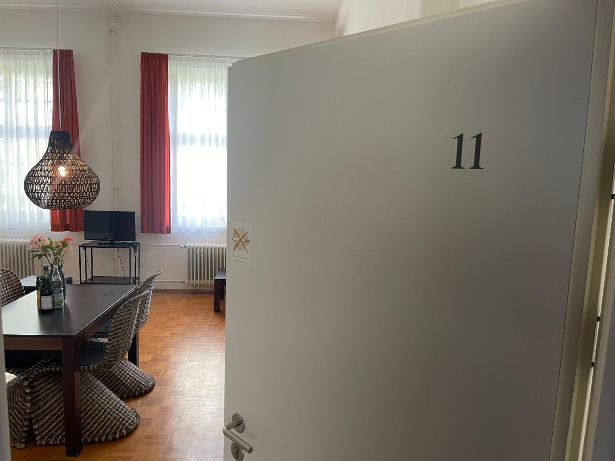 Whliving - Apartments & Studios In Констанц Екстериор снимка