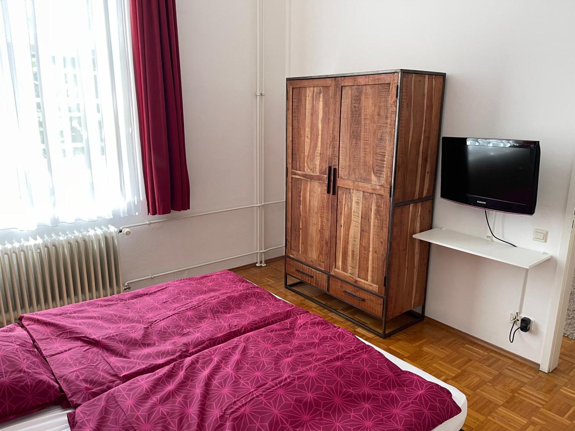 Whliving - Apartments & Studios In Констанц Екстериор снимка