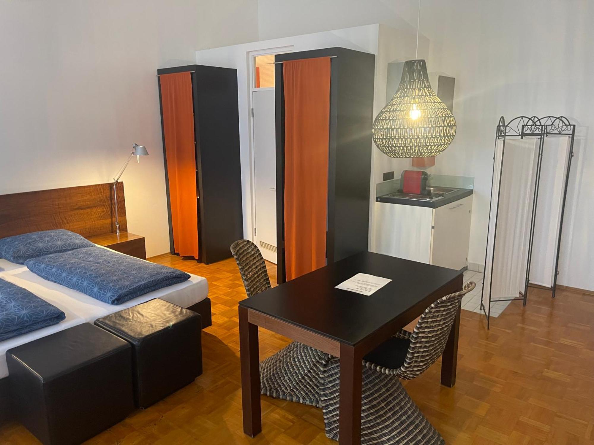 Whliving - Apartments & Studios In Констанц Екстериор снимка