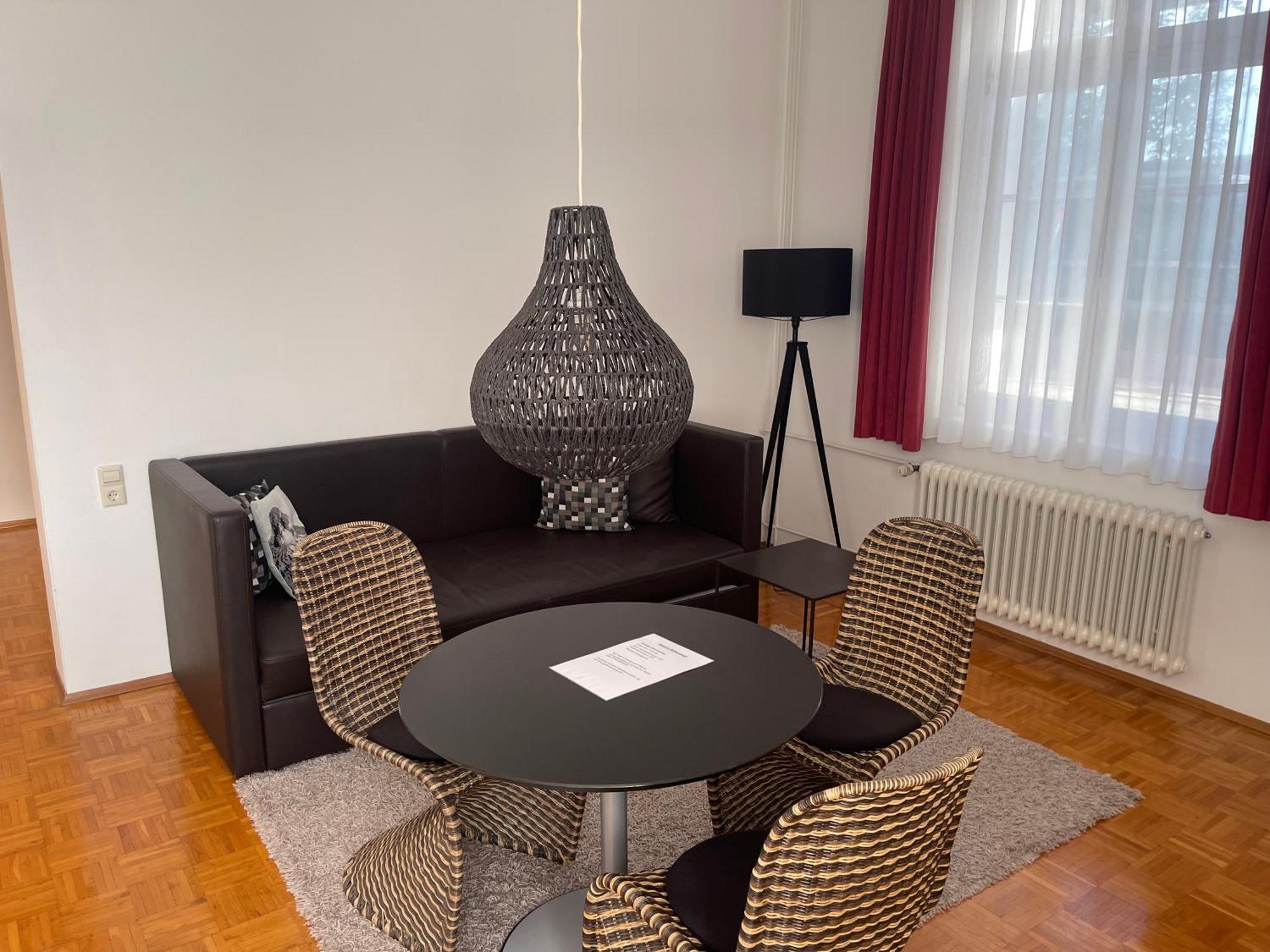 Whliving - Apartments & Studios In Констанц Екстериор снимка