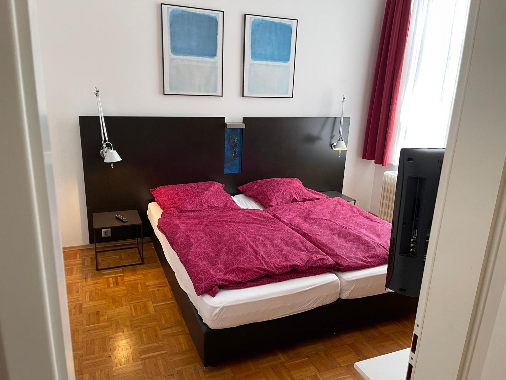 Whliving - Apartments & Studios In Констанц Екстериор снимка