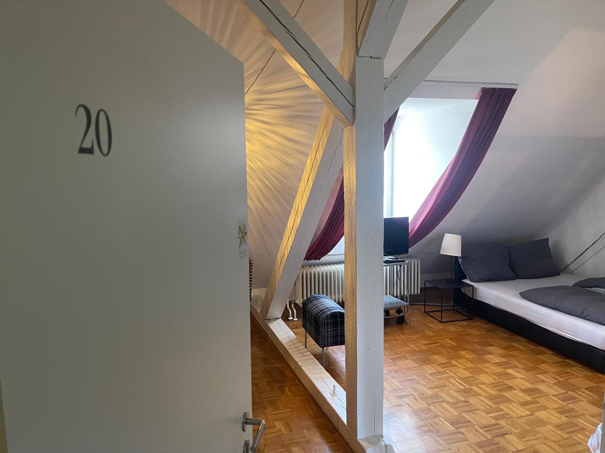 Whliving - Apartments & Studios In Констанц Екстериор снимка
