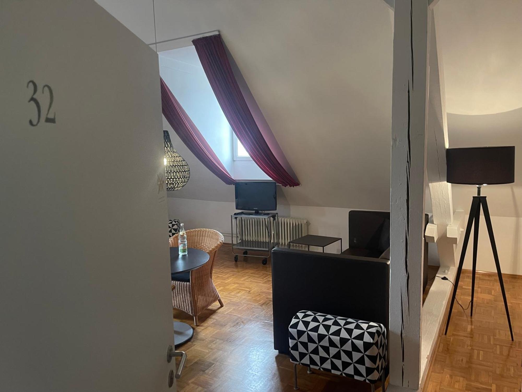 Whliving - Apartments & Studios In Констанц Екстериор снимка