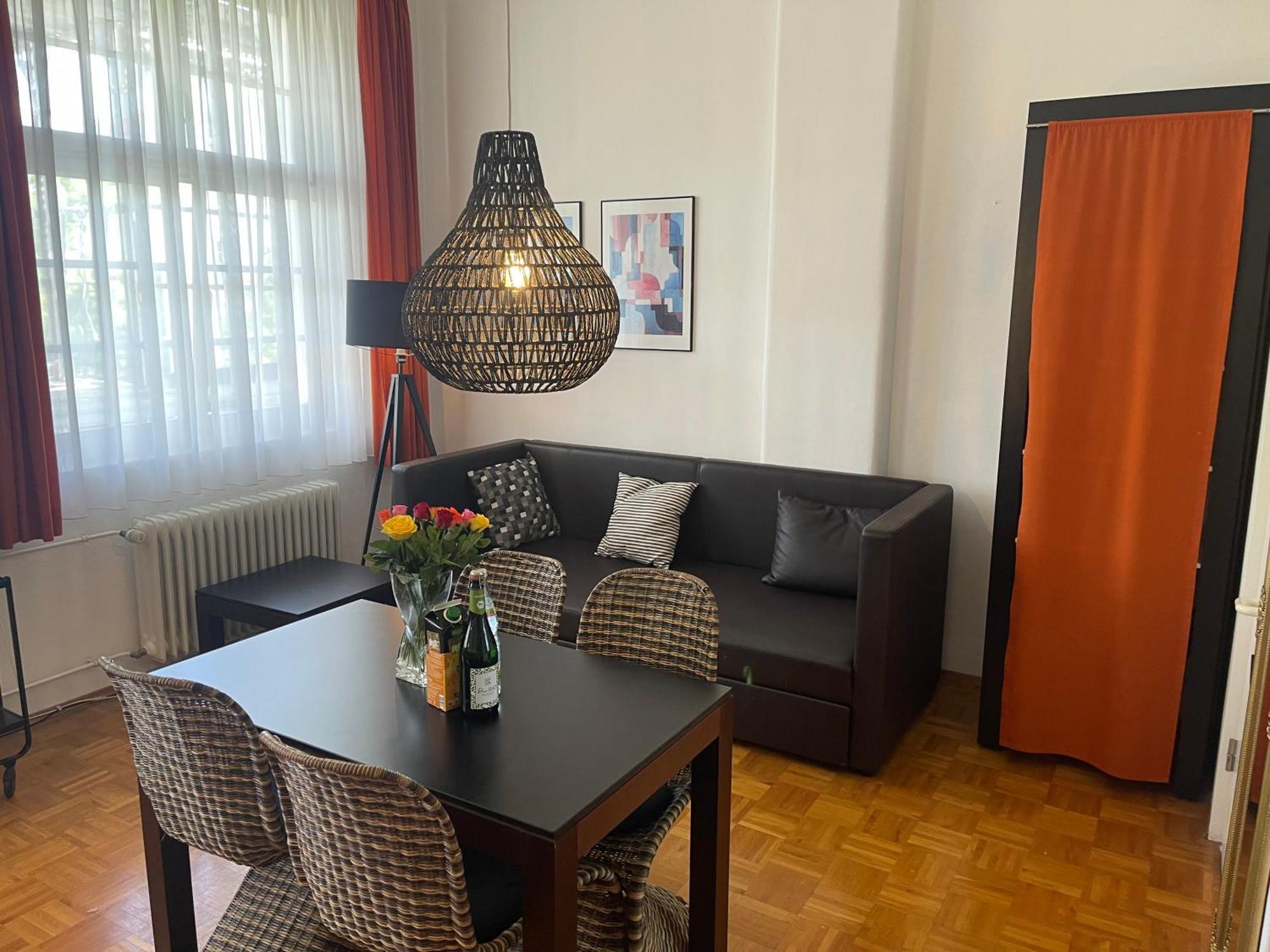 Whliving - Apartments & Studios In Констанц Екстериор снимка